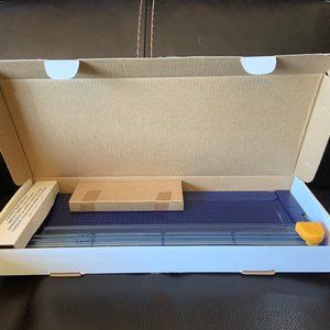 Creative Memories 12 Inch Straight Trimmer
